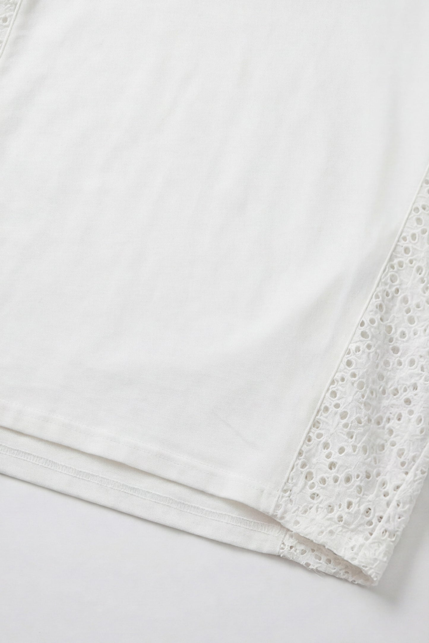 Geoflora White Eyelet Lace Panel Short Sleeve T-Shirt - Loose-Fit Casual Cotton Top