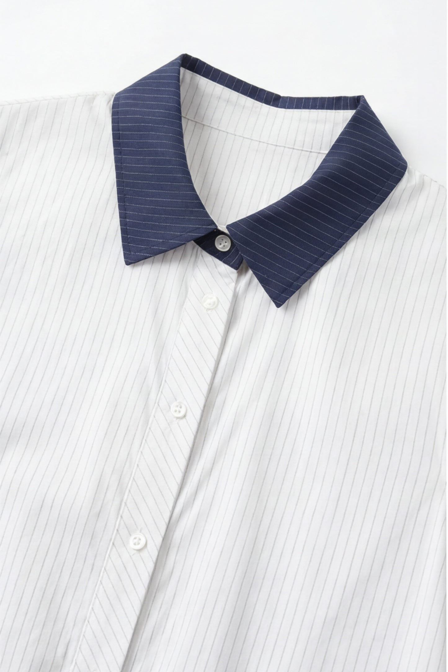 Geoflora White Sleeveless Peplum Blouse with Navy Collar - Casual Button-Down Drawstring Waist Top