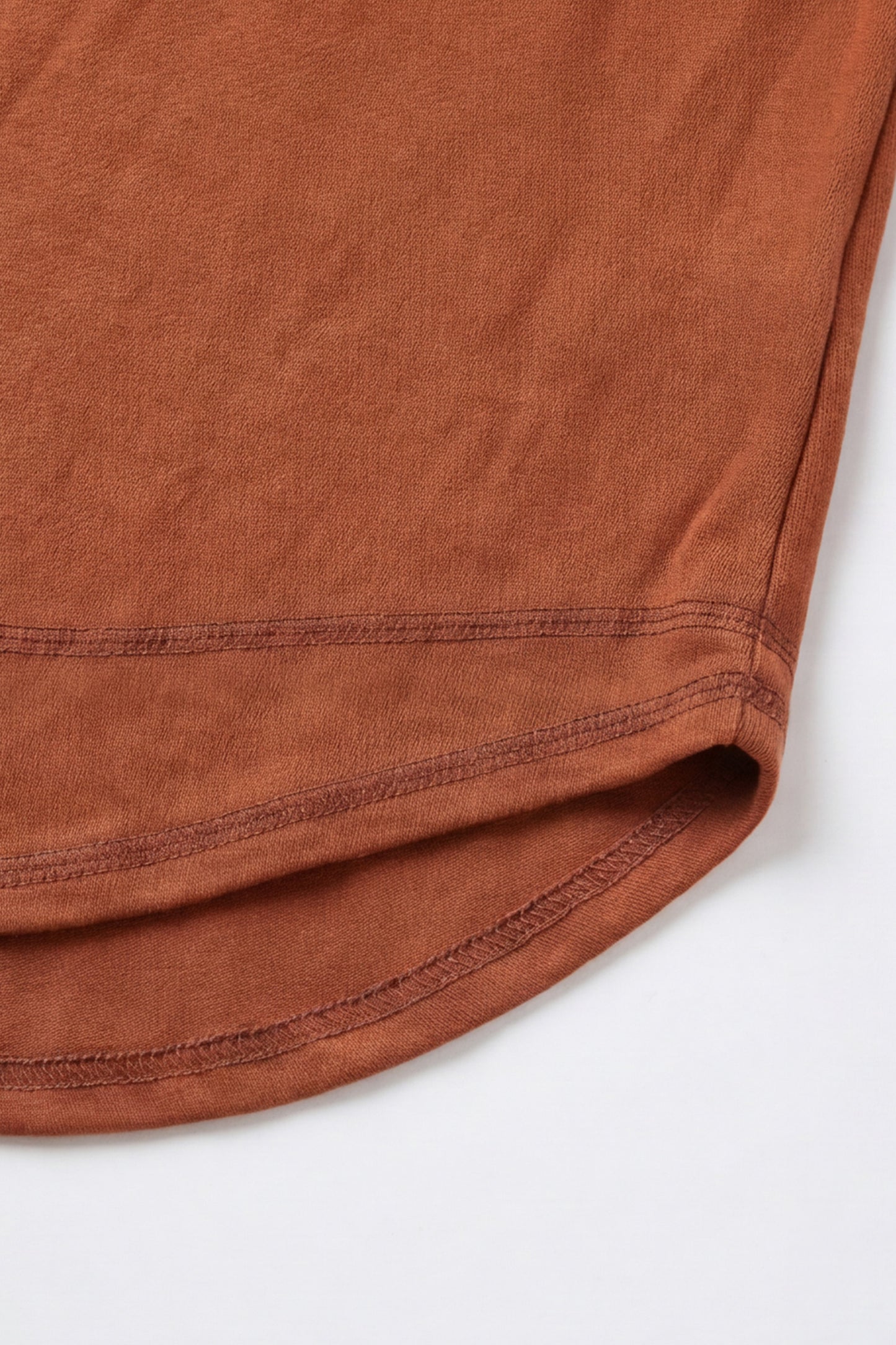 EASYSO Travel-Ready Curved Hem Pullover – Buttery Soft Peach-Skin Crewneck Lounge Top
