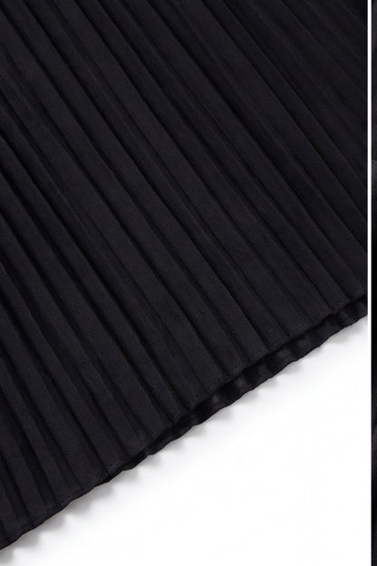 Geoflora Black Round Neck 3/4 Sleeve Pleated Maxi Dress